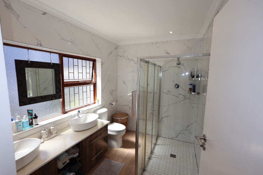 3 Bedroom Property for Sale in Beacon Bay Eastern Cape